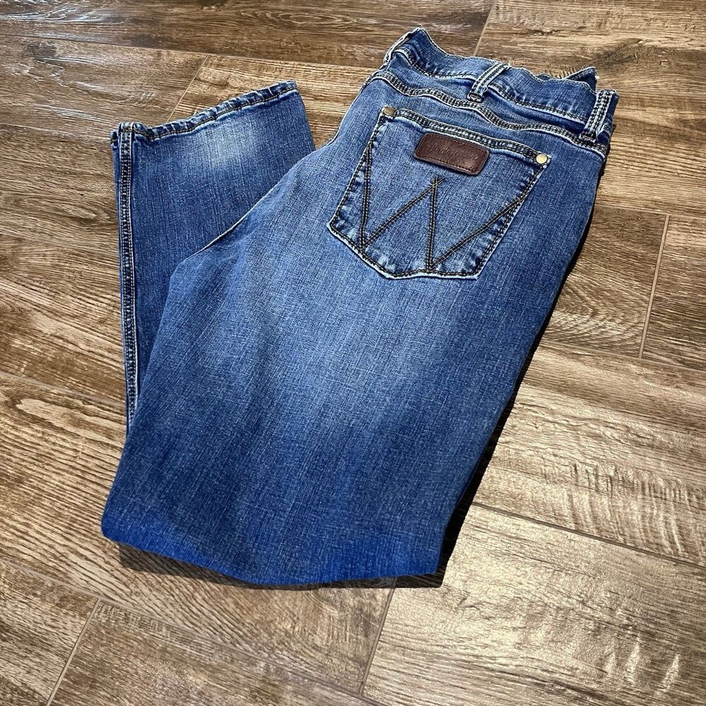 Wrangler Retro Jeans Men 36x31 Blue Pant Western Cowboy Slim Straight Stretch